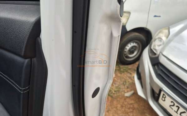MITSUBISHI XPANDER CROSS 1.5 L