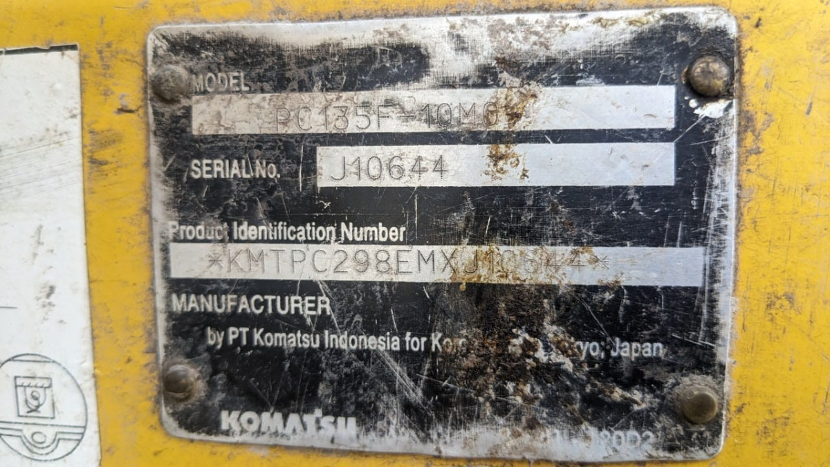 KOMATSU EXCAVATOR