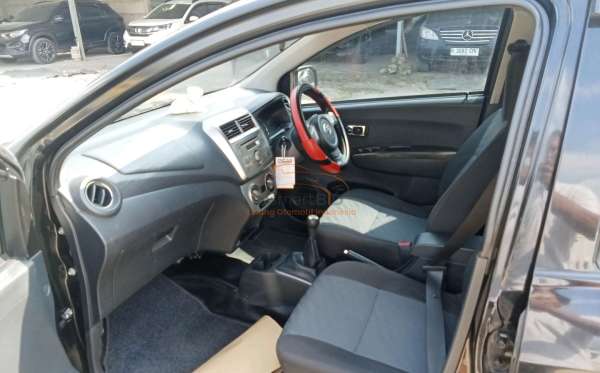 TOYOTA  AGYA  1.0 G