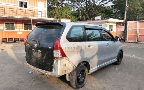 TOYOTA  AVANZA VELOZ 1.5