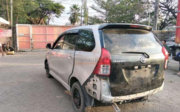 TOYOTA  AVANZA VELOZ 1.5
