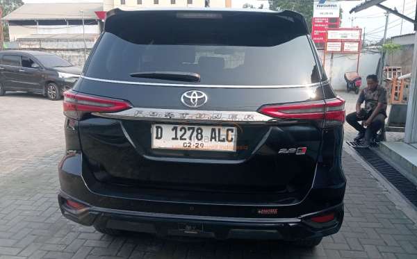 TOYOTA FORTUNER 2.8 VRZ