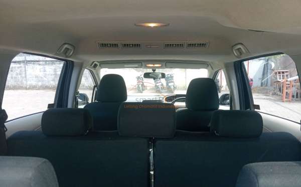 TOYOTA SIENTA 1.5 Q