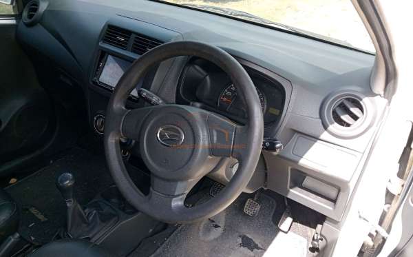 DAIHATSU  AYLA