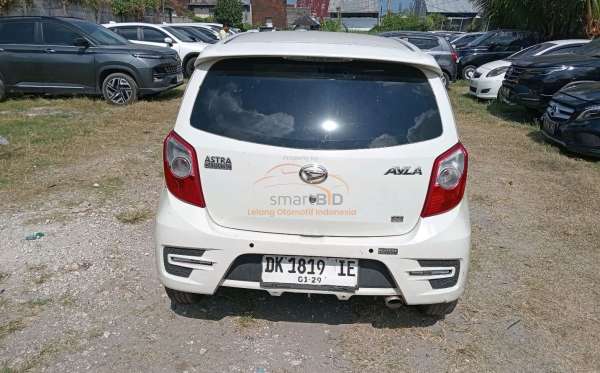 DAIHATSU  AYLA