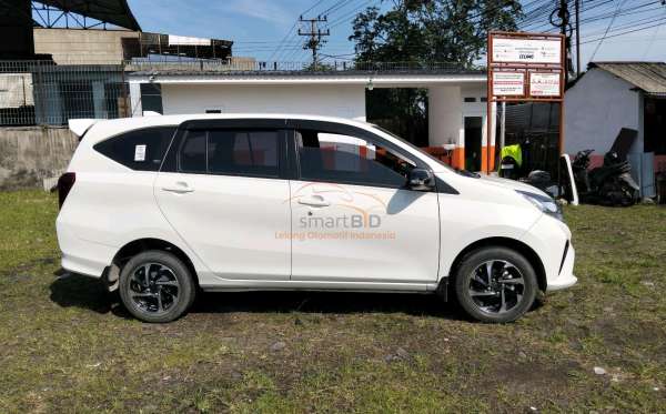 DAIHATSU SIGRA