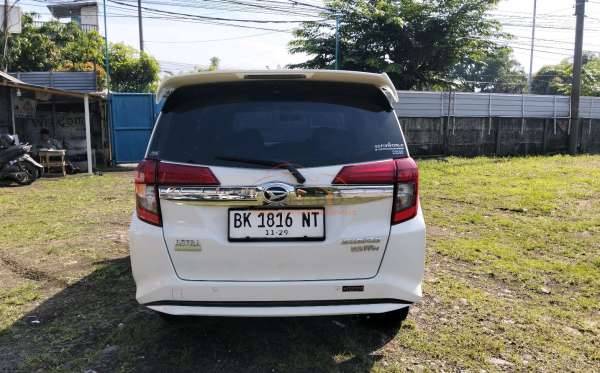 DAIHATSU SIGRA