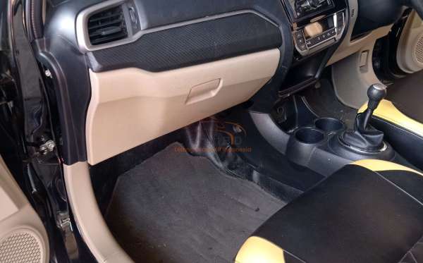 HONDA BRIO
