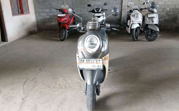 HONDA  SCOOPY