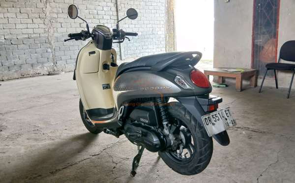 HONDA  SCOOPY