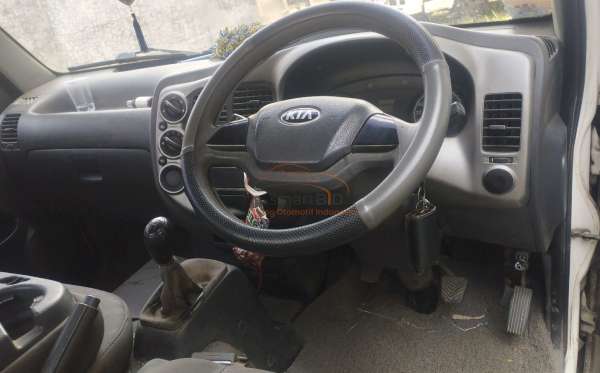 KIA K 2700