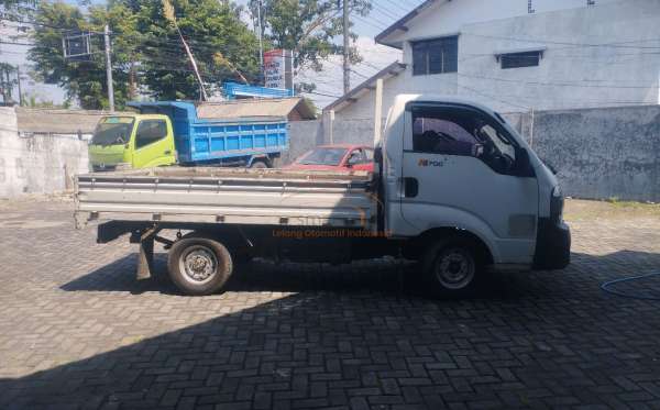 KIA K 2700
