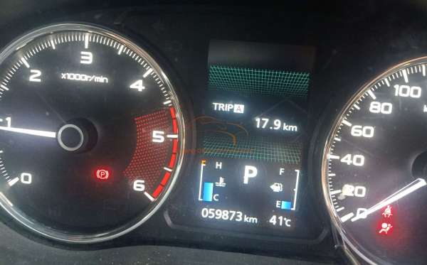 MITSUBISHI PAJERO SPORT 2.5L EXCEED (4X2)