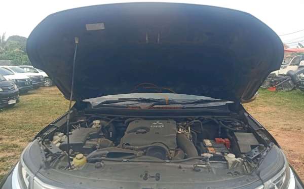 MITSUBISHI PAJERO SPORT 2.5L EXCEED (4X2)
