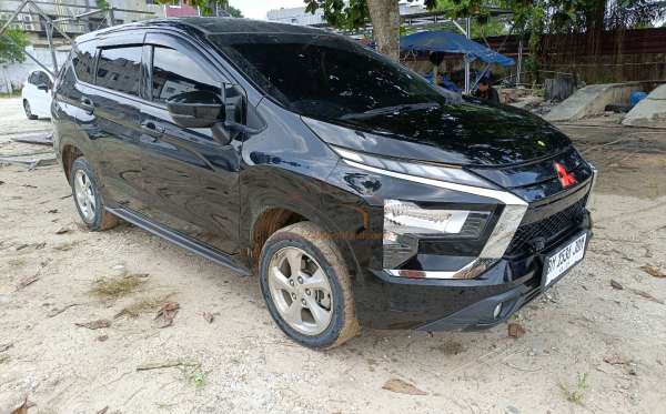MITSUBISHI  XPANDER  GLS