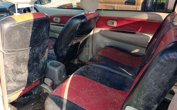 TOYOTA AVANZA
