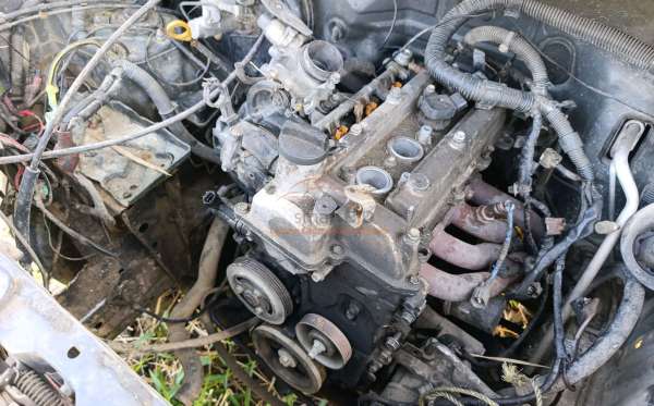 TOYOTA AVANZA