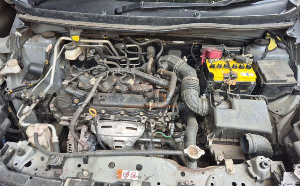TOYOTA  AVANZA  1.3 E