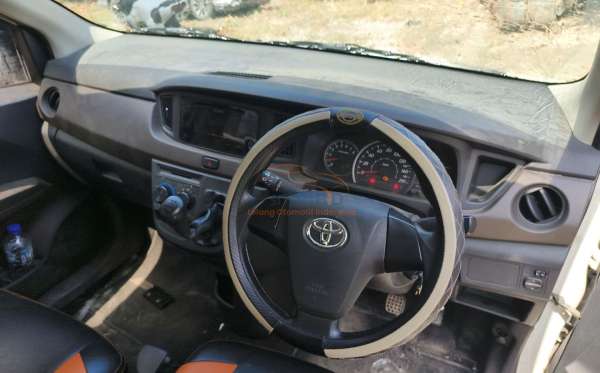 TOYOTA  CALYA  1.2 E STD