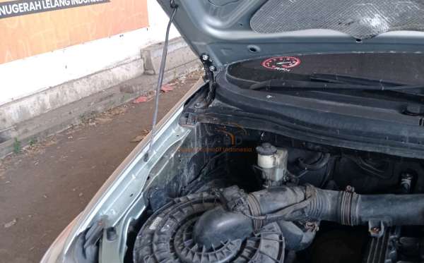 TOYOTA INNOVA G