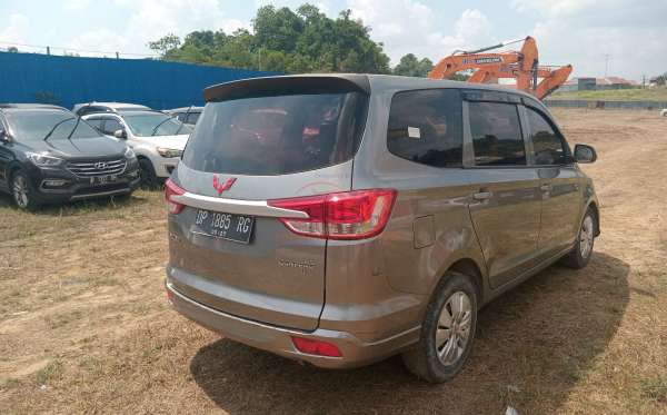 WULING CONFERO 1.5 DB MY (4X2)
