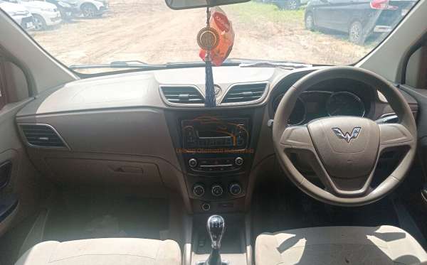 WULING CONFERO 1.5 DB MY (4X2)