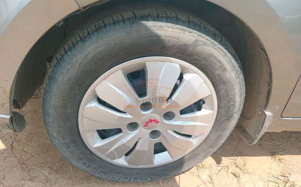 WULING CONFERO 1.5 DB MY (4X2)