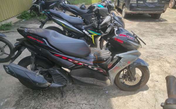 YAMAHA  AEROX 155