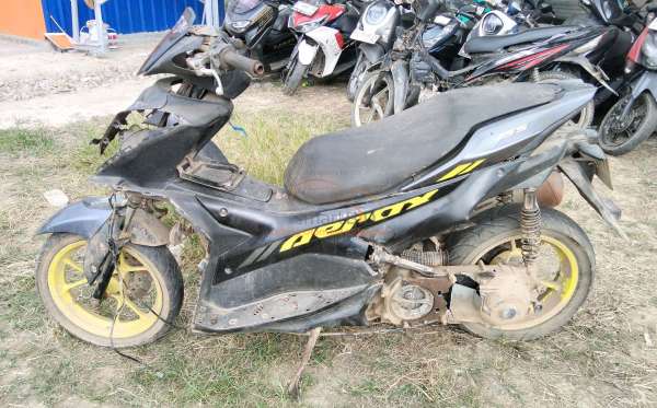 YAMAHA AEROX