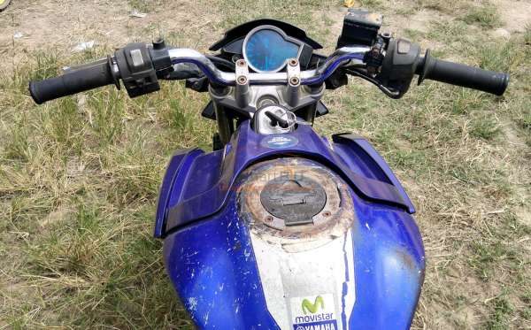 YAMAHA VIXION MOVISTAR