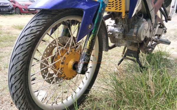 YAMAHA VIXION MOVISTAR