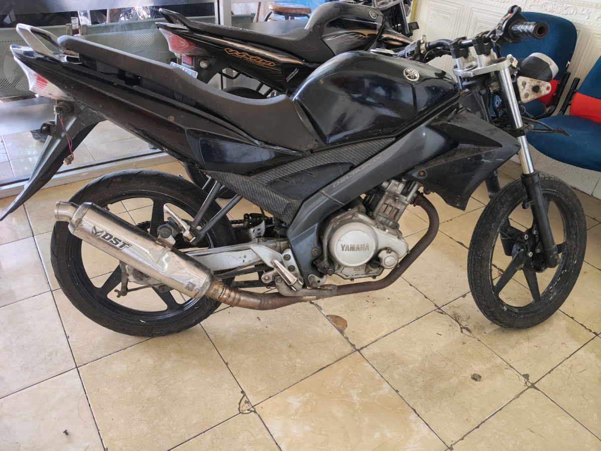 YAMAHA VIXION