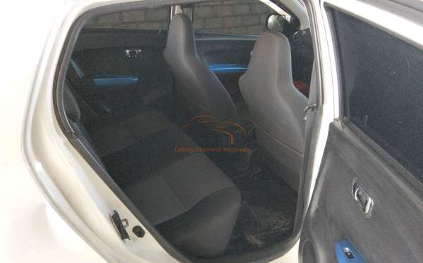DAIHATSU AYLA
