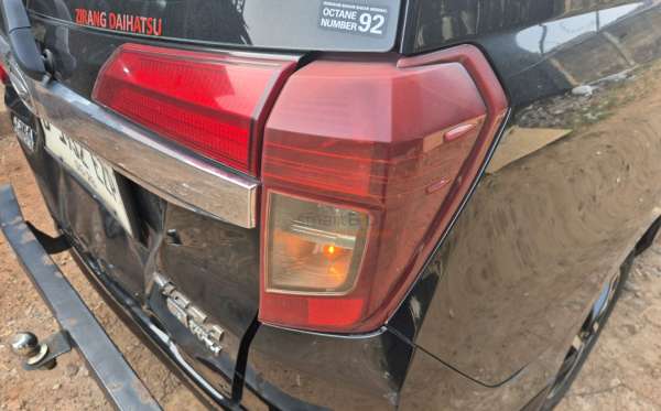 DAIHATSU SIGRA R