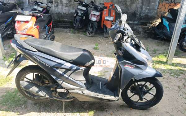 HONDA  BEAT
