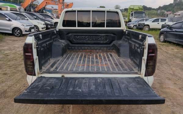 MITSUBISHI DC GLS 4X4