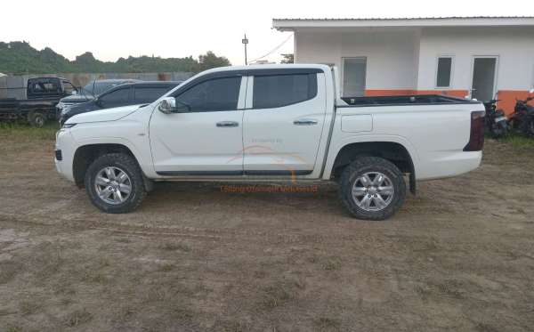 MITSUBISHI DC GLS 4X4
