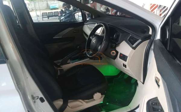 MITSUBISHI XPANDER EXCEED