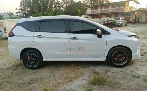 MITSUBISHI XPANDER EXCEED