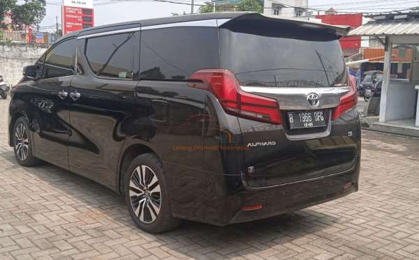 TOYOTA ALPHARD 2.5 G