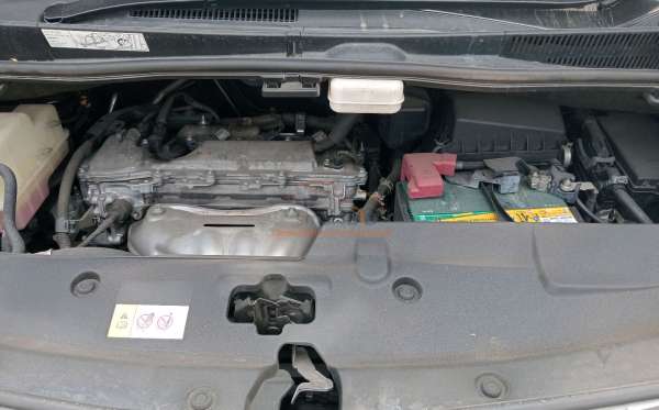 TOYOTA ALPHARD 2.5 G