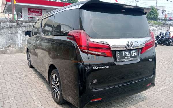 TOYOTA ALPHARD 2.5 G