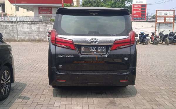 TOYOTA ALPHARD 2.5 G