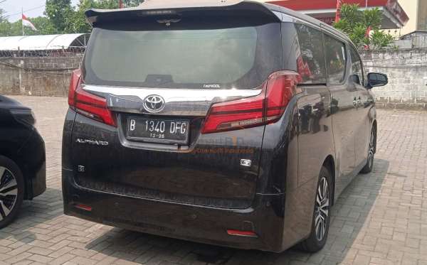 TOYOTA ALPHARD 2.5 G