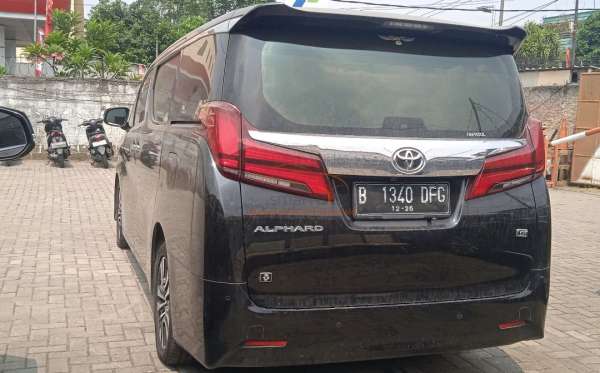TOYOTA ALPHARD 2.5 G