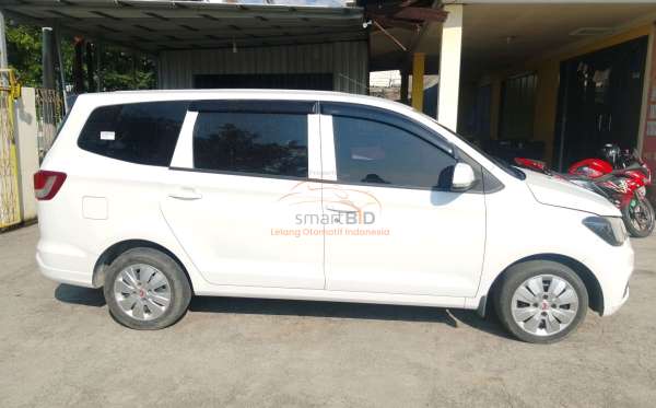 WULING  CONFERO  1.5 (4X2)