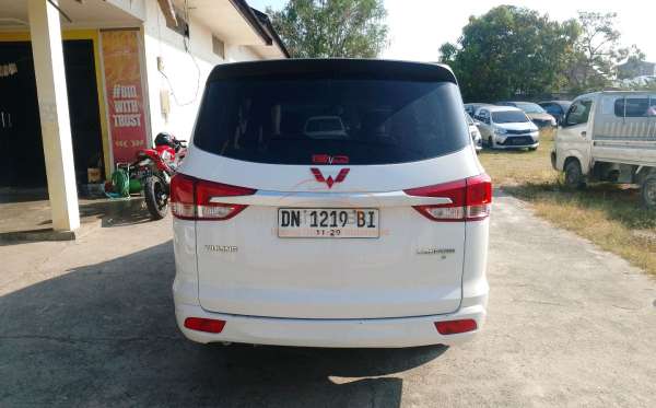 WULING  CONFERO  1.5 (4X2)