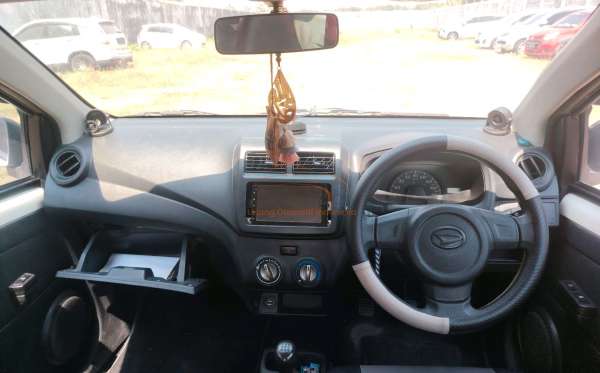 DAIHATSU  AYLA
