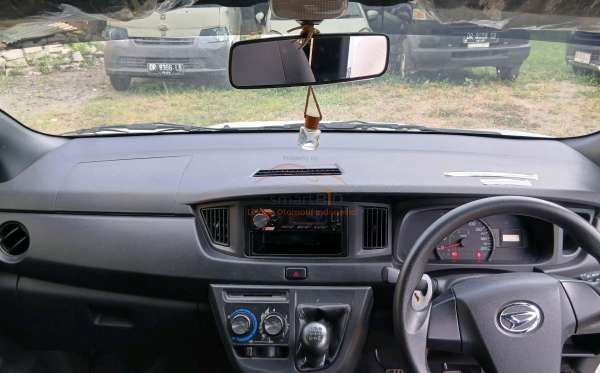 DAIHATSU SIGRA 1.0 D MC
