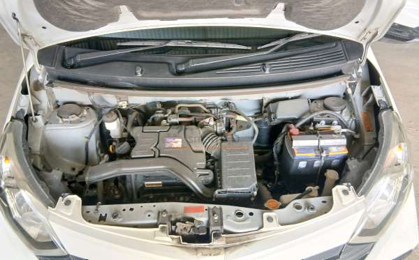 DAIHATSU SIGRA 1.0 D MC